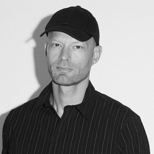 Tomas